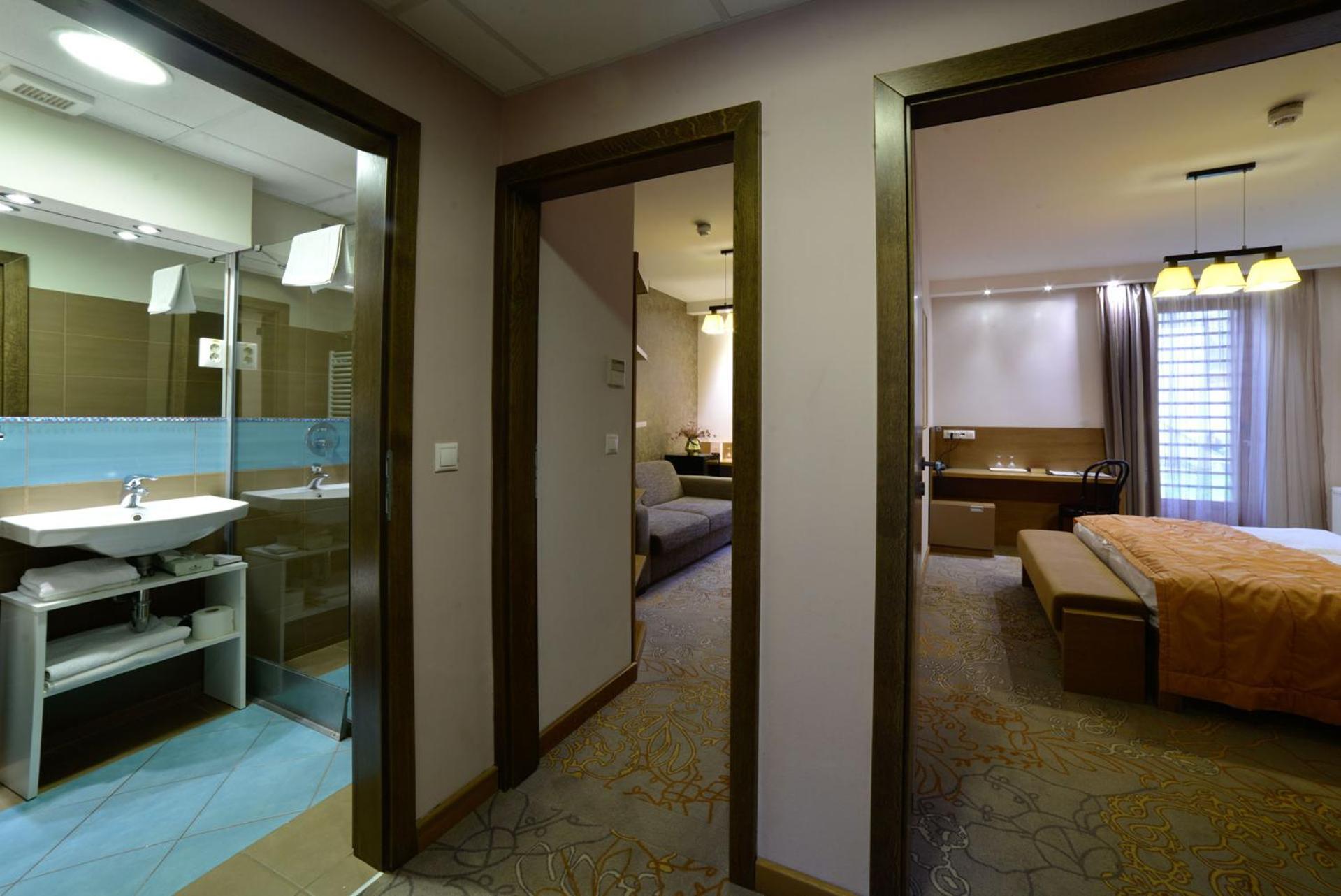 Pronay-Kastely Hotel Alsopeteny Exterior photo